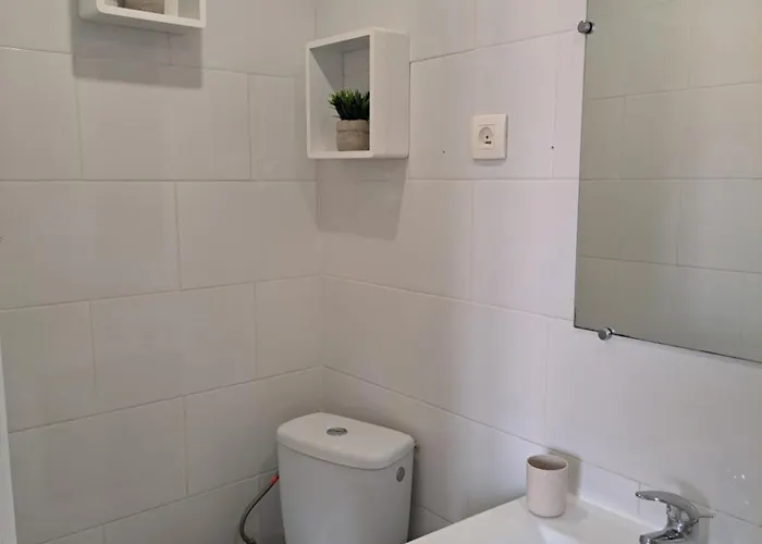 2 Pieces En Duplex A 5 Minutes De La N2 Апартаменты Сен-Лоран-дю-Вар