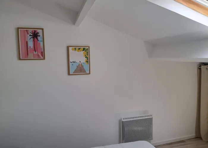 2 Pieces En Duplex A 5 Minutes De La N2 *